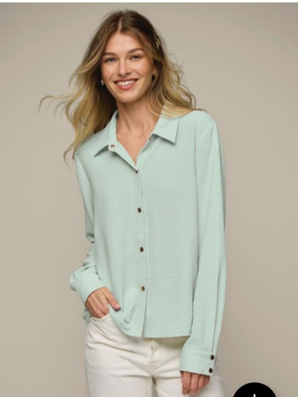 Split-Back Blouse. Mint Button-Front Long Sleeve Shirt - Women